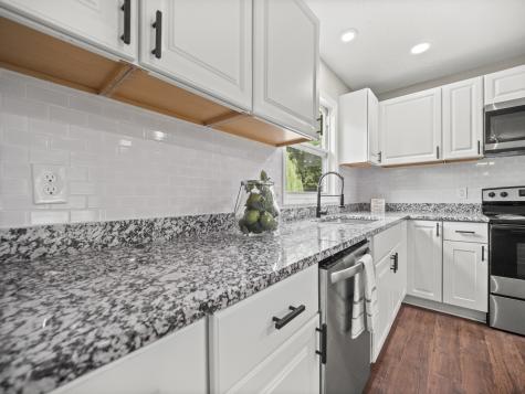1883 Needmore Road Clarksville TN 37042
