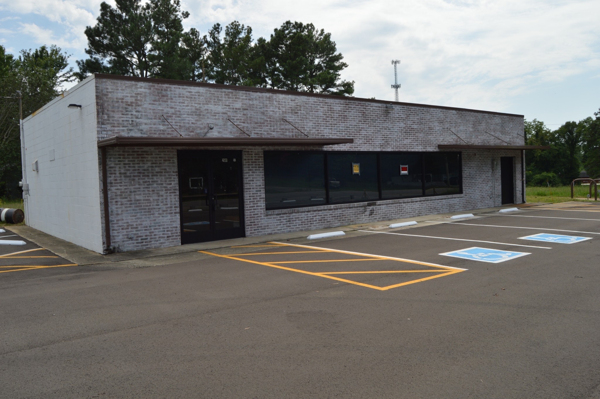 2601 Highway 64, W Shelbyville TN 37160