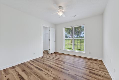 325 Bumpus Mill Road Oak Grove KY 42262