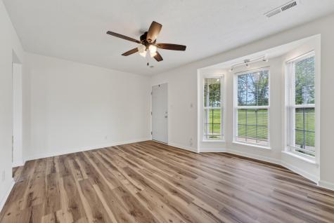 325 Bumpus Mill Road Oak Grove KY 42262