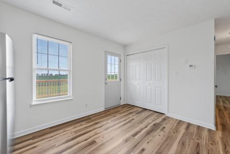 325 Bumpus Mill Road Oak Grove KY 42262