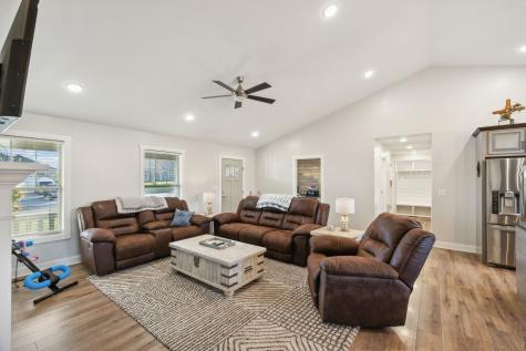 7153 Coleman Circle Baxter TN 38544
