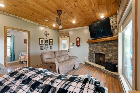 5123 Steam Mill Hollow Road Williamsport TN 38487