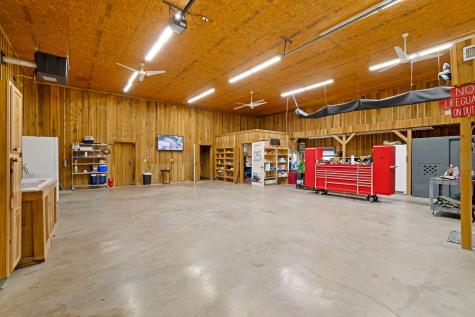 5123 Steam Mill Hollow Road Williamsport TN 38487