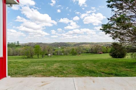 5123 Steam Mill Hollow Road Williamsport TN 38487