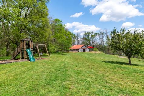 5123 Steam Mill Hollow Road Williamsport TN 38487