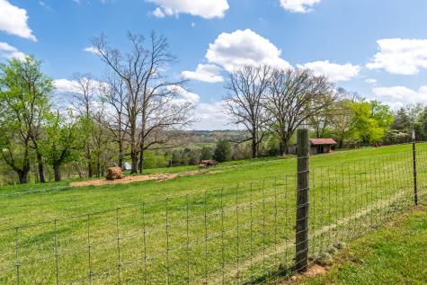 5123 Steam Mill Hollow Road Williamsport TN 38487