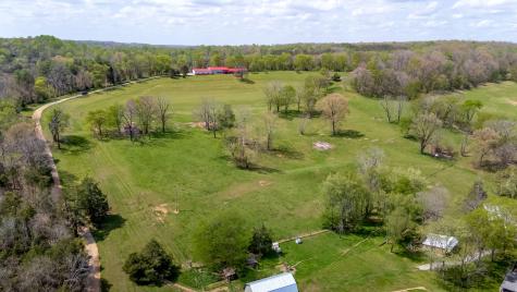 5123 Steam Mill Hollow Road Williamsport TN 38487