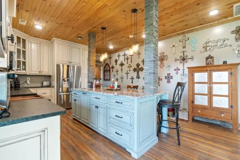 5123 Steam Mill Hollow Road Williamsport TN 38487