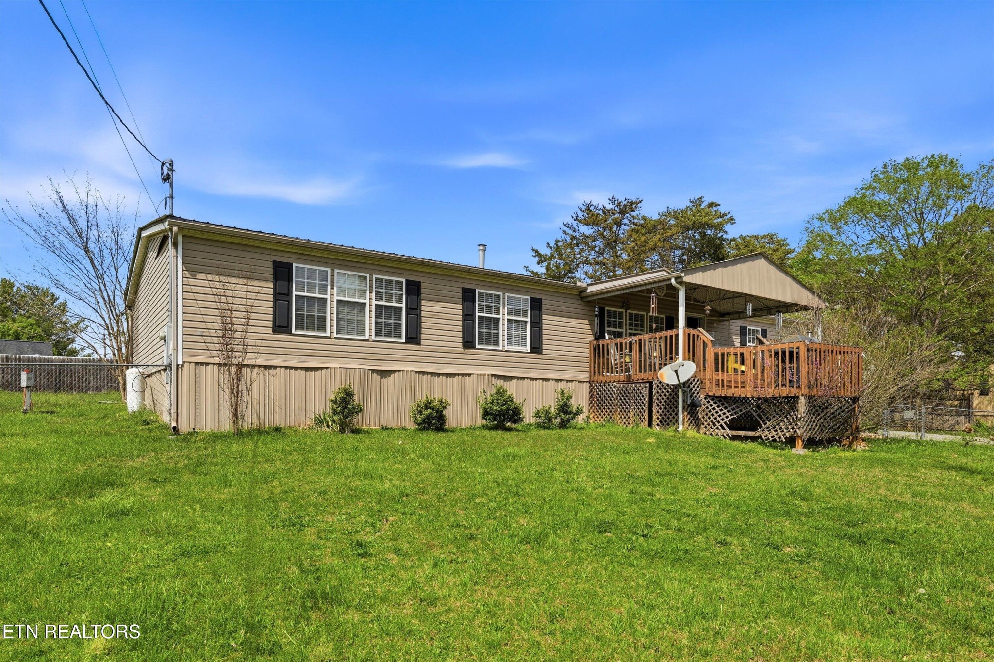 122 2nd Street Corryton TN 37721