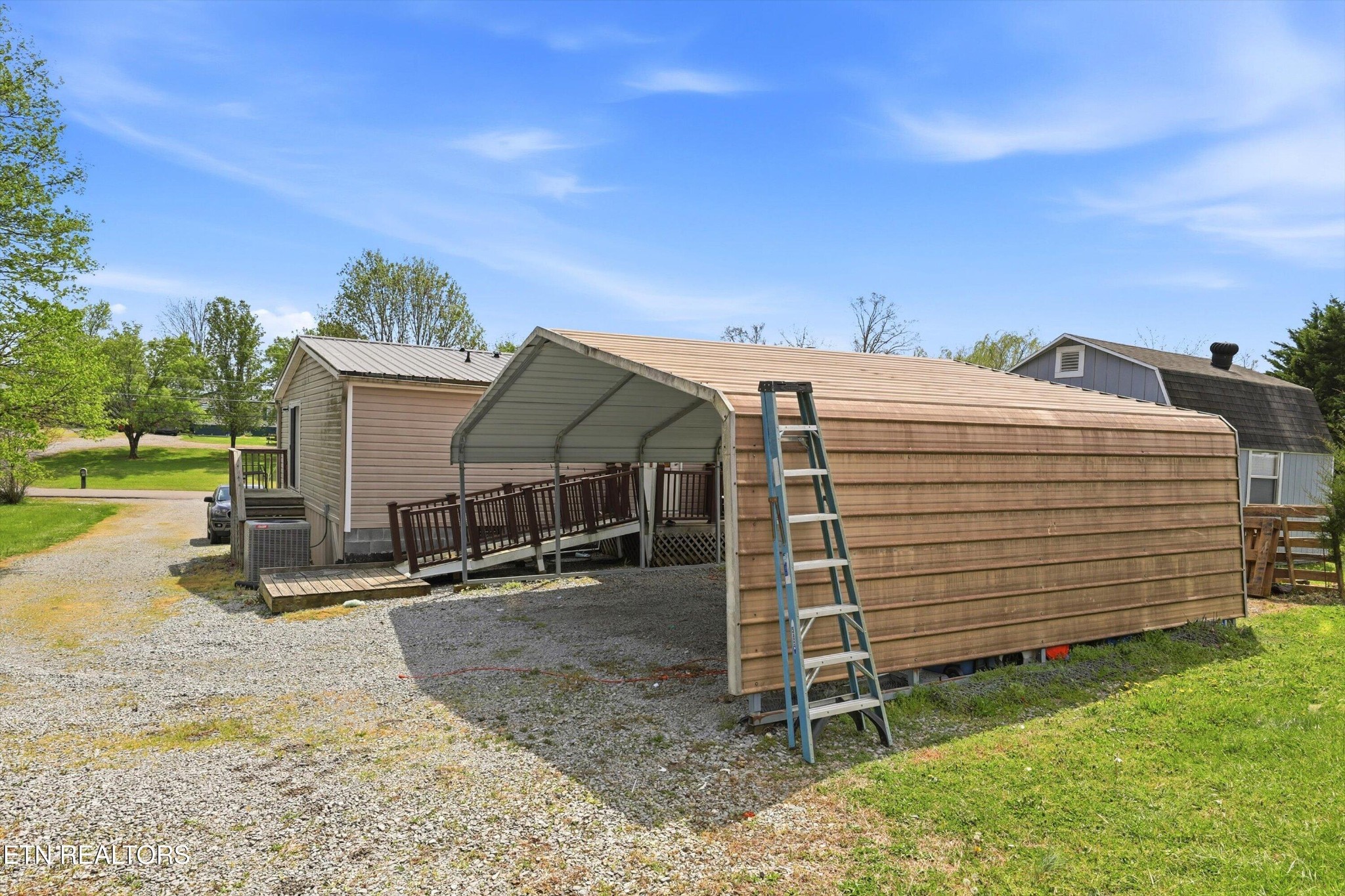 122 2nd Street Corryton TN 37721