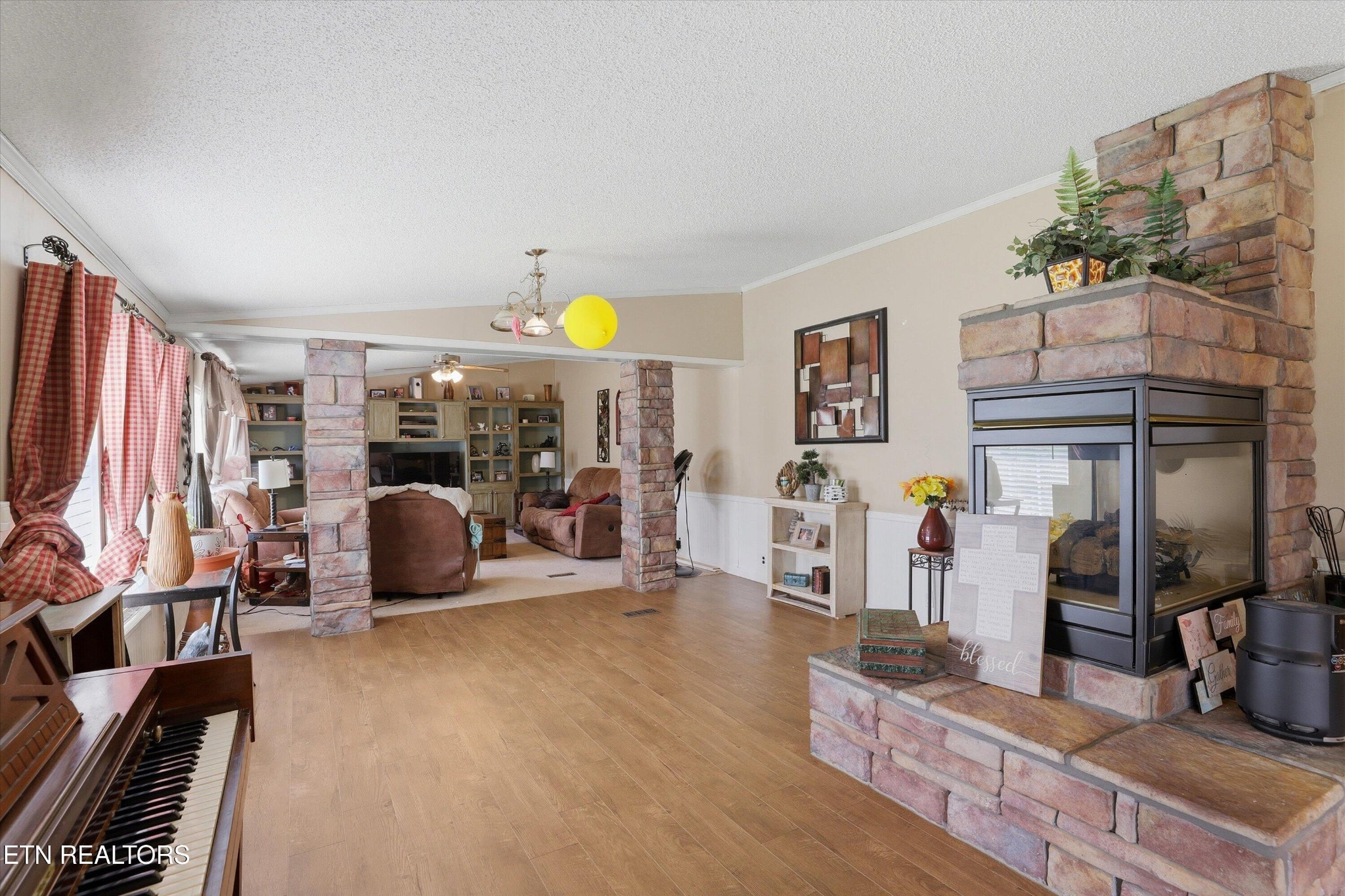 122 2nd Street Corryton TN 37721
