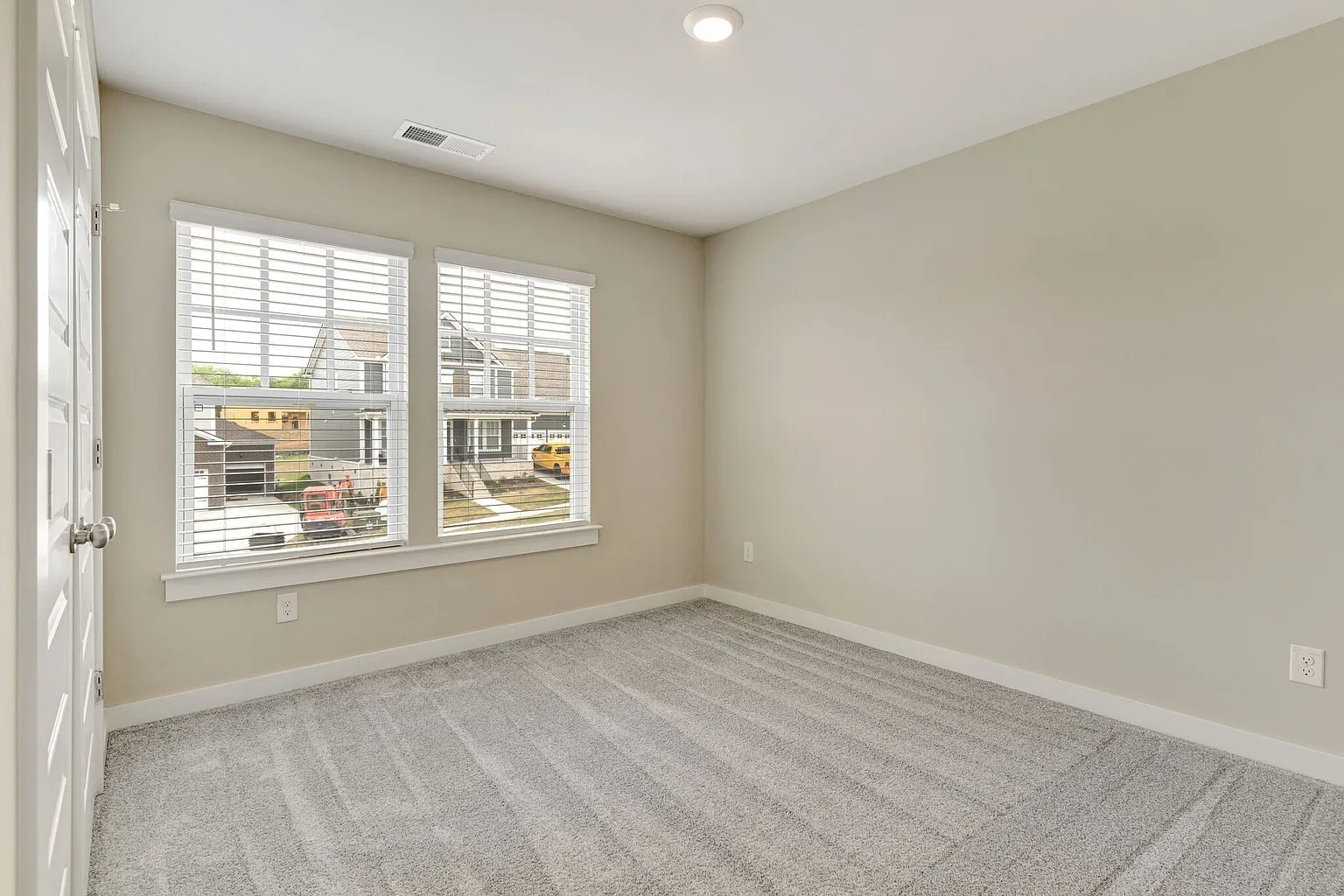 861 Nightingale Avenue Hendersonville TN 37075