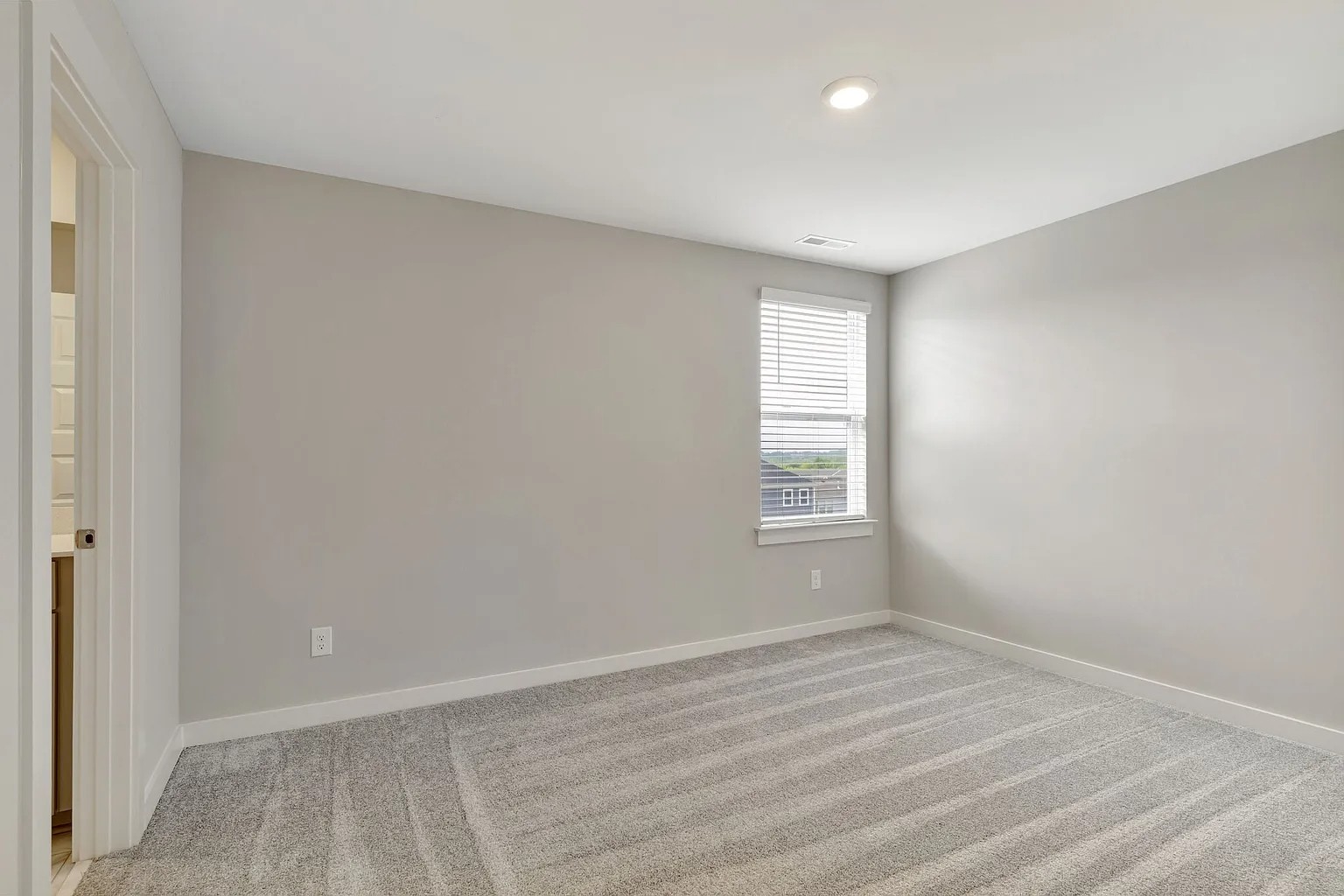 861 Nightingale Avenue Hendersonville TN 37075