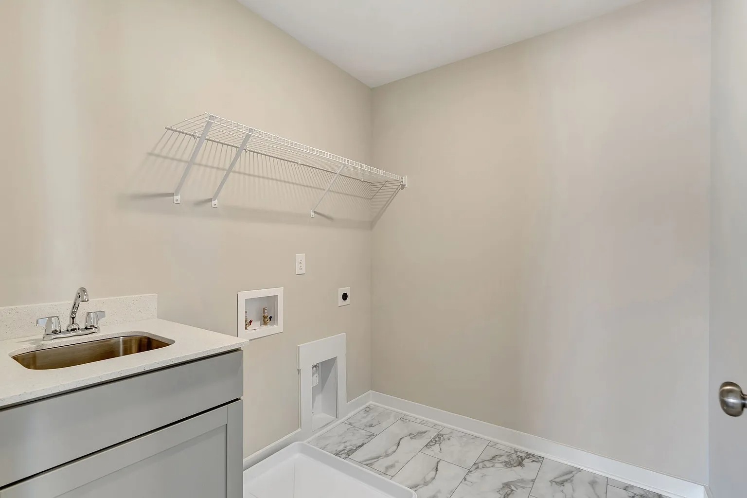 861 Nightingale Avenue Hendersonville TN 37075