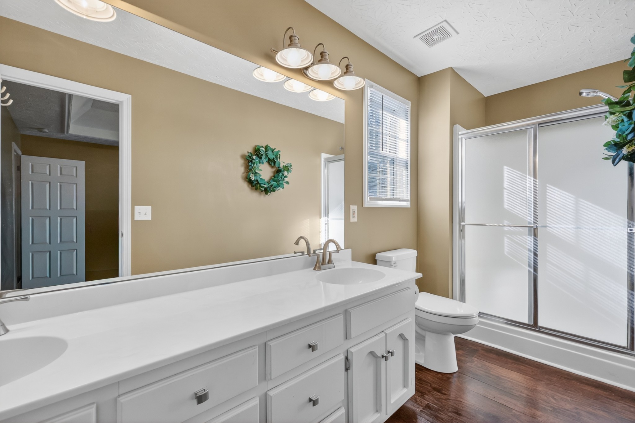 105 Hunterwood Drive White House TN 37188