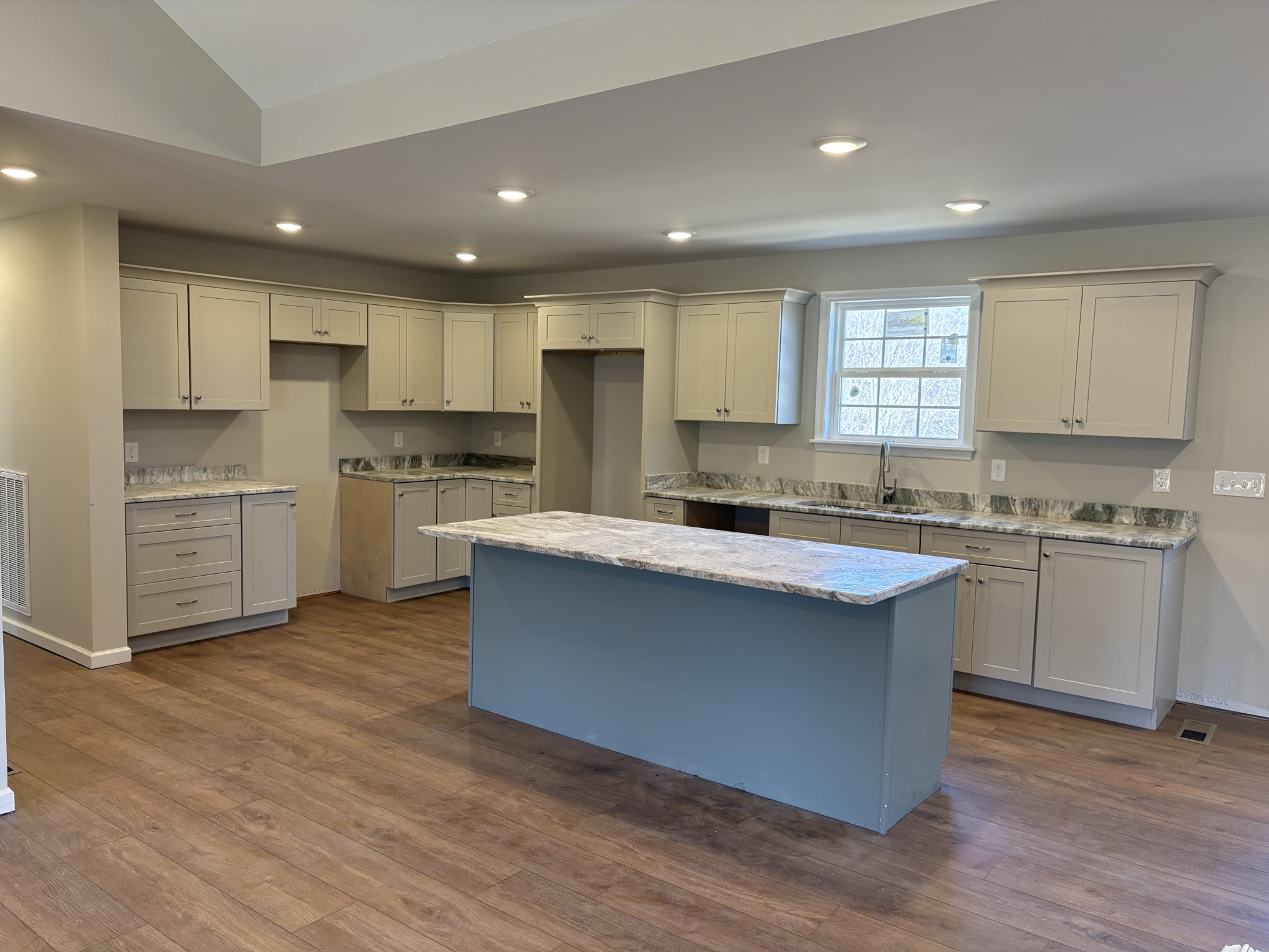 123 Crestview Drive Lewisburg TN 37091