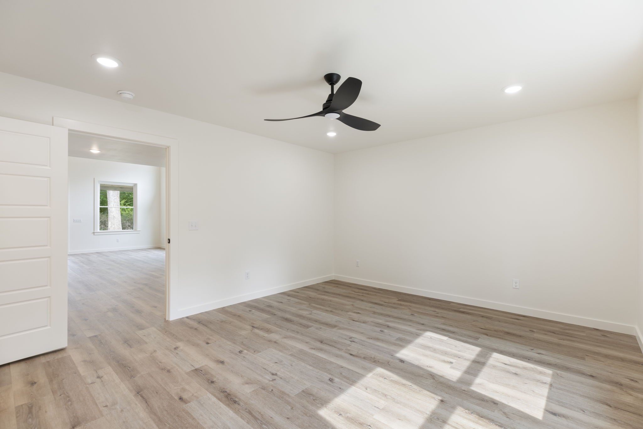97 Barnwell Avenue Centerville TN 37033