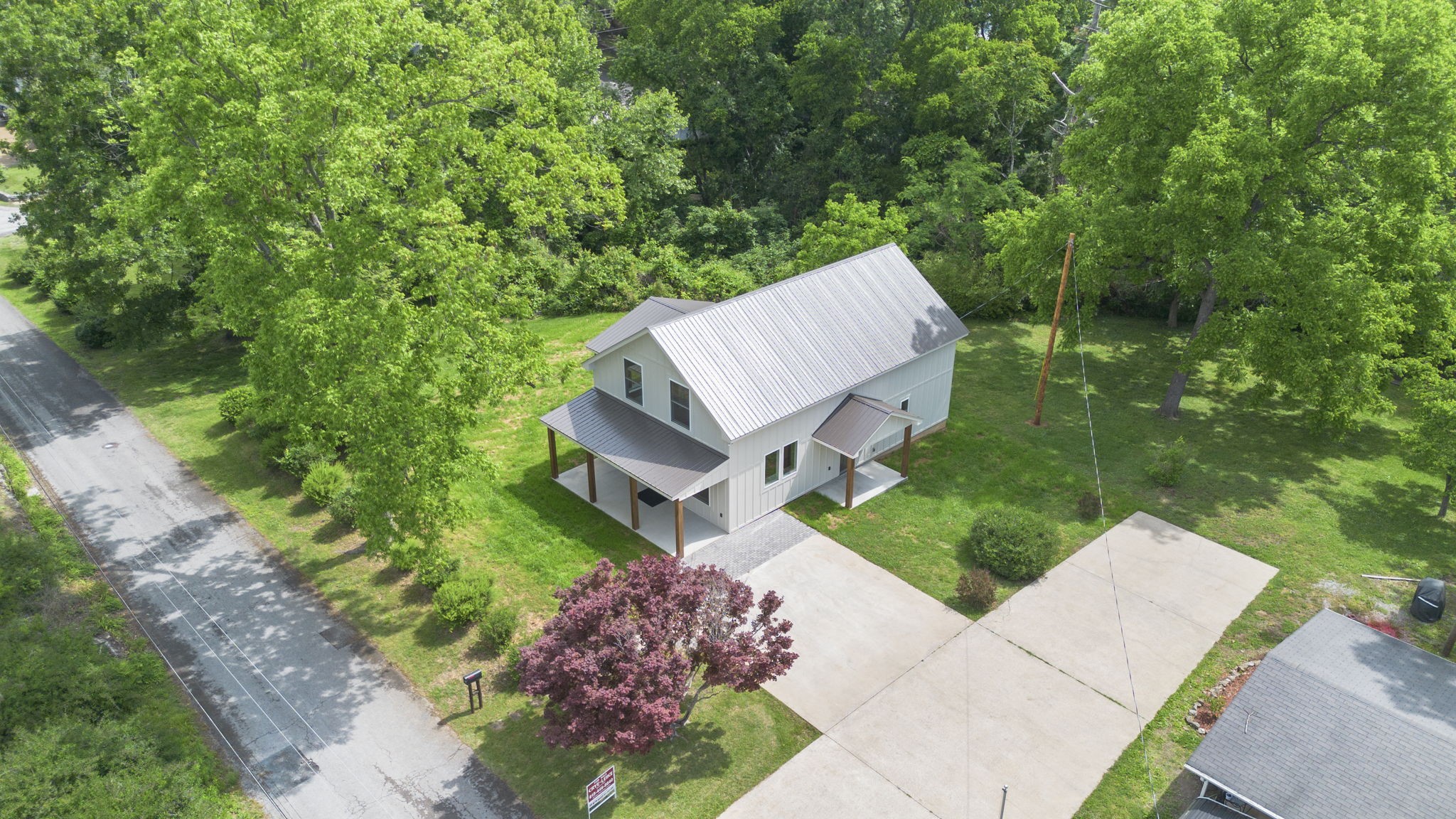 97 Barnwell Avenue Centerville TN 37033