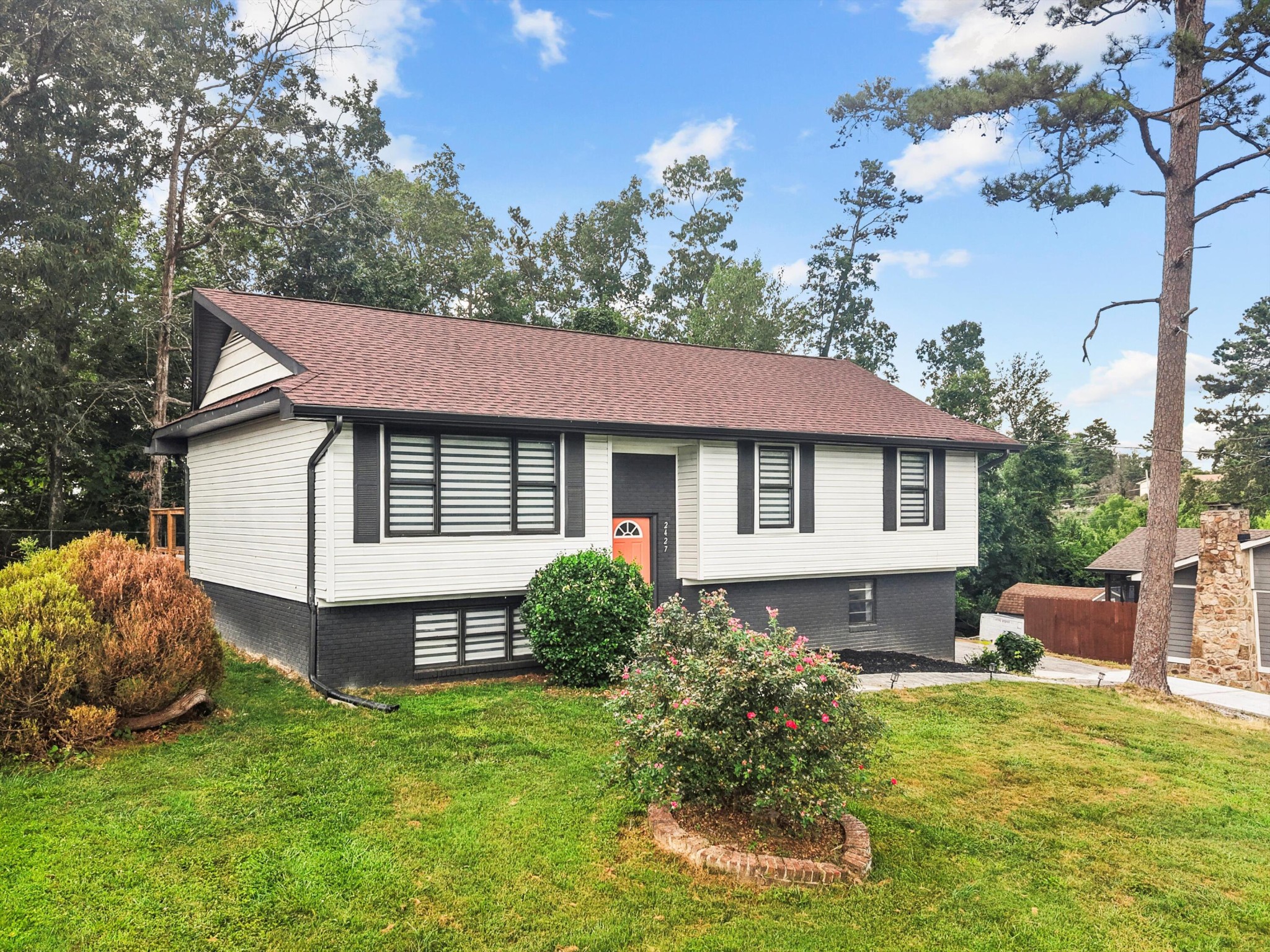 2427 Maplewood Drive Chattanooga TN 37421