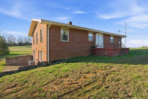2414 Slayden Marion Road NE Cumberland Furnace TN 37051