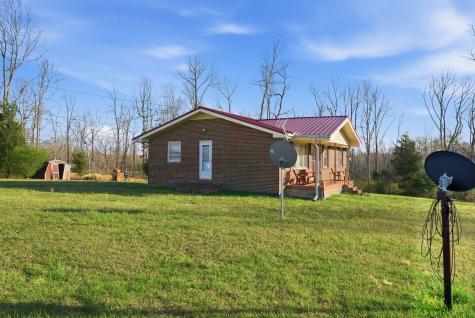 2414 Slayden Marion Road NE Cumberland Furnace TN 37051