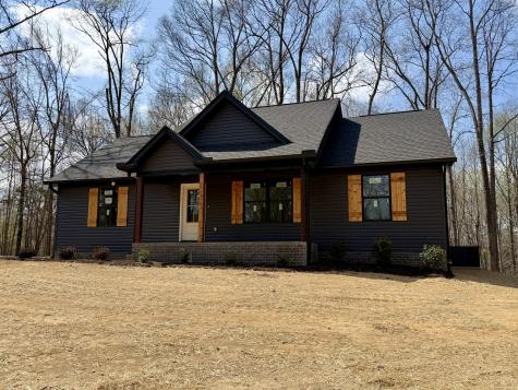 1007 Mt Olive Road Westmoreland TN 37186