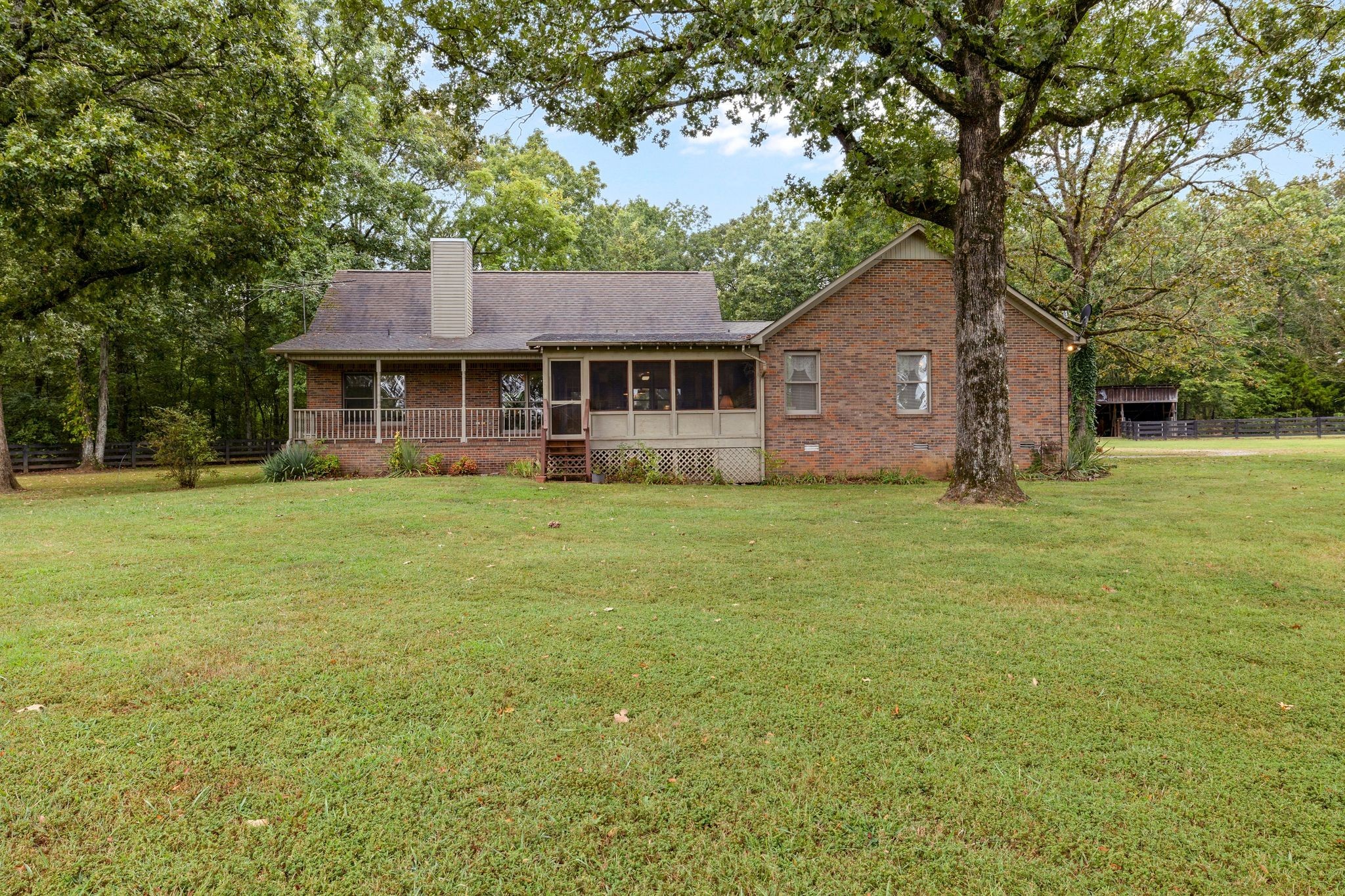 5010 John Lee Johnson Road Columbia TN 38401