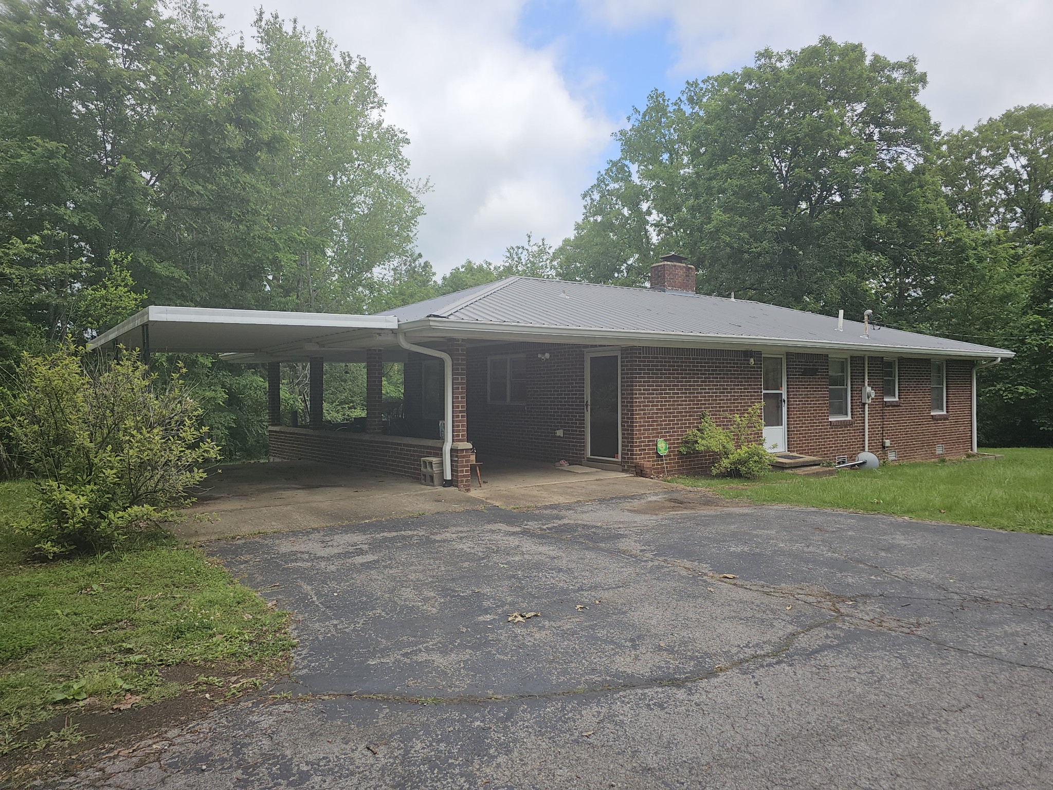 781 Highway 13, S Waverly TN 37185