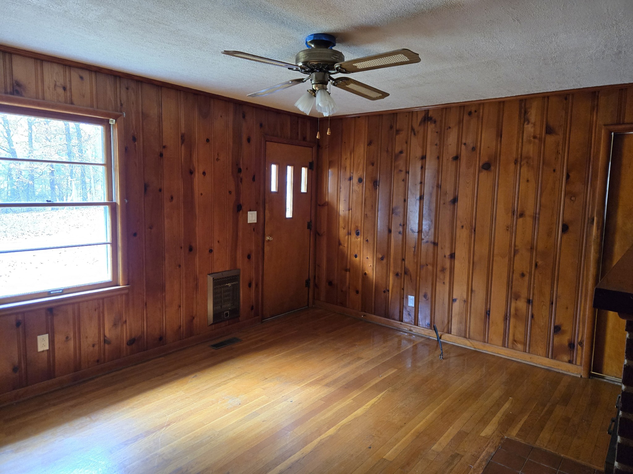 781 Highway 13, S Waverly TN 37185