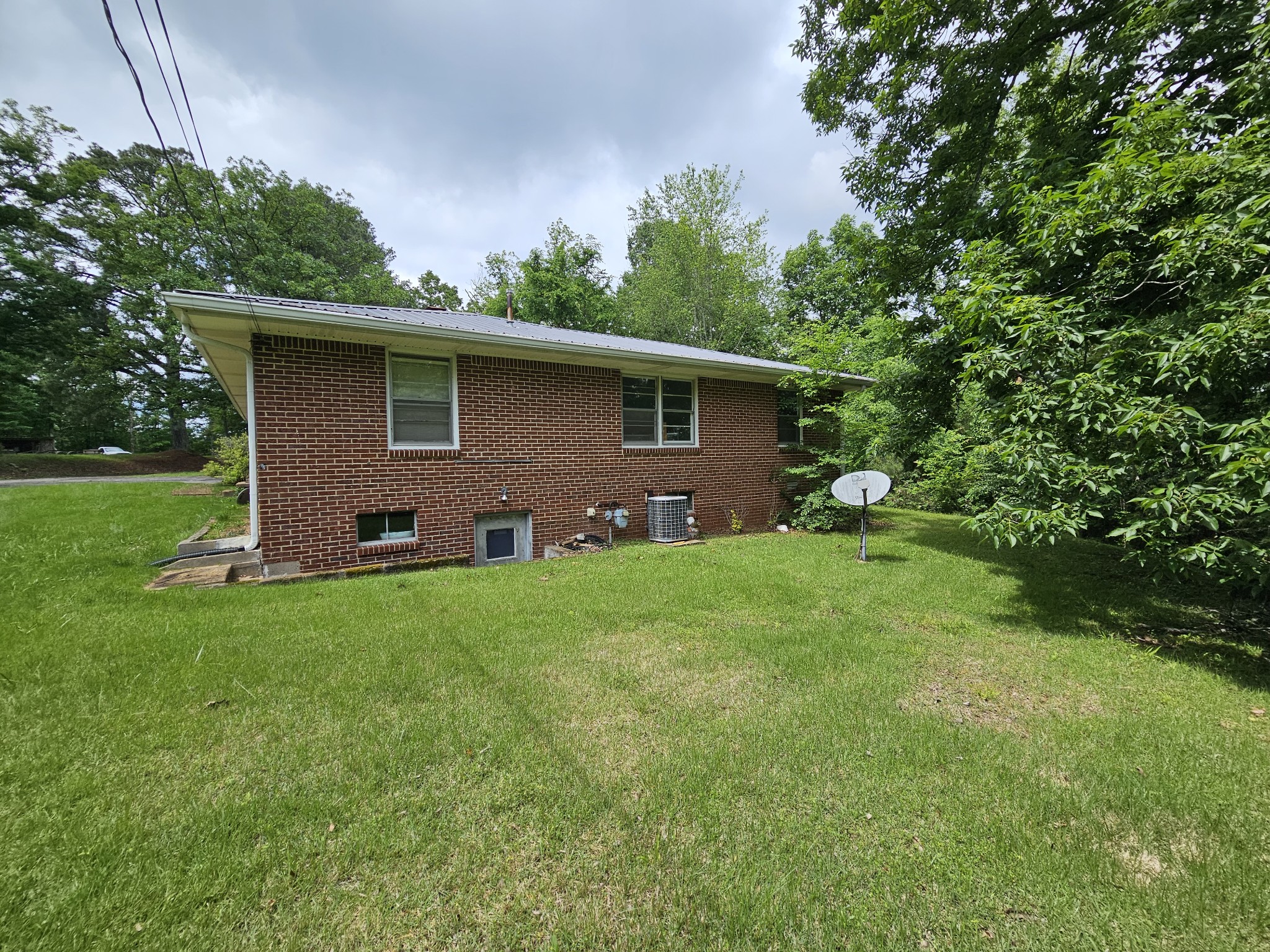 781 Highway 13, S Waverly TN 37185