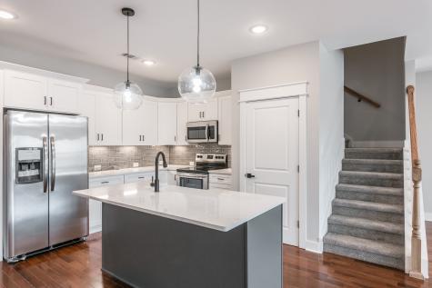 1329 Whispering Oaks Drive Lebanon TN 37090
