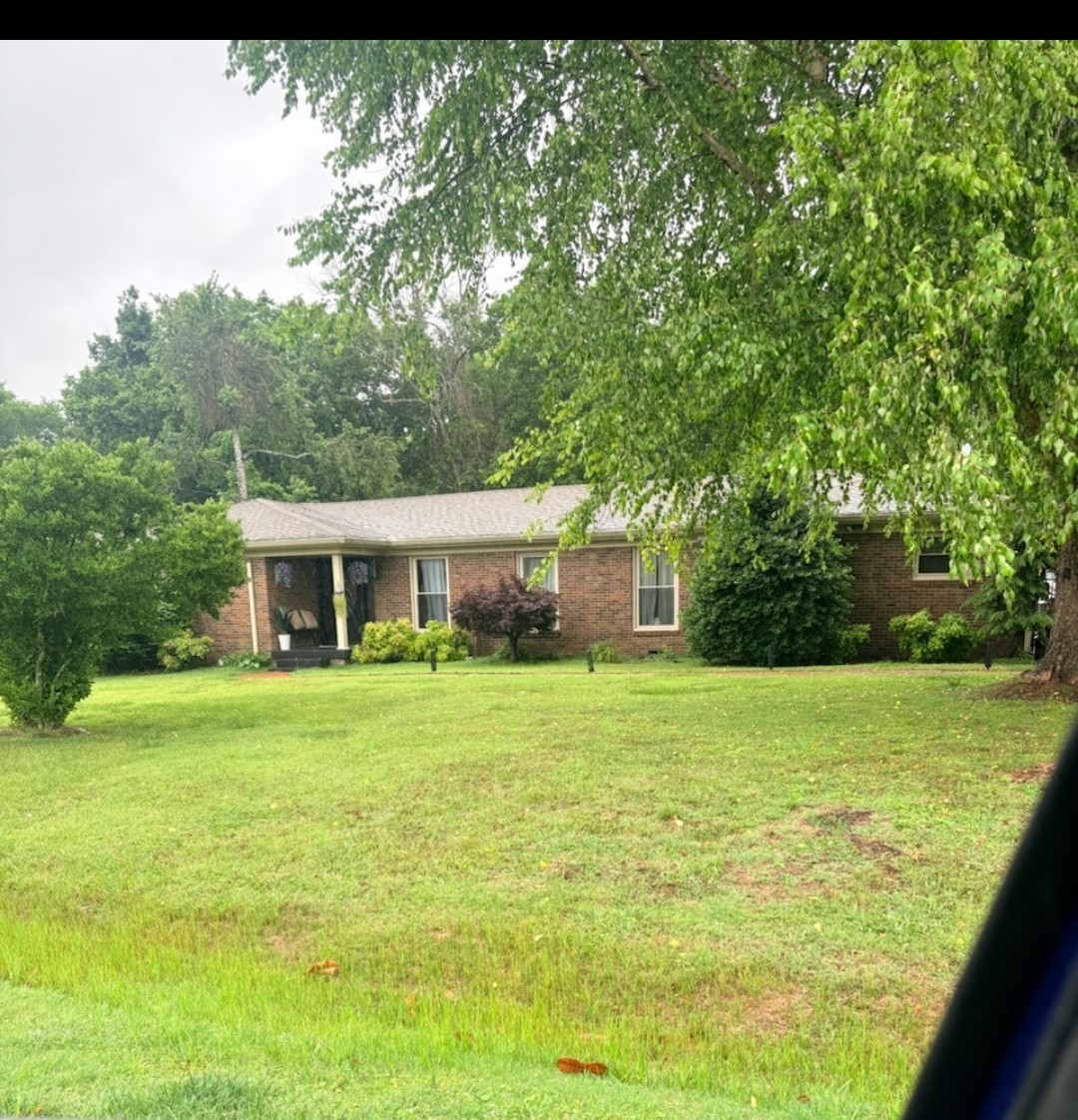 216 Bartonwood Drive Lebanon TN 37087