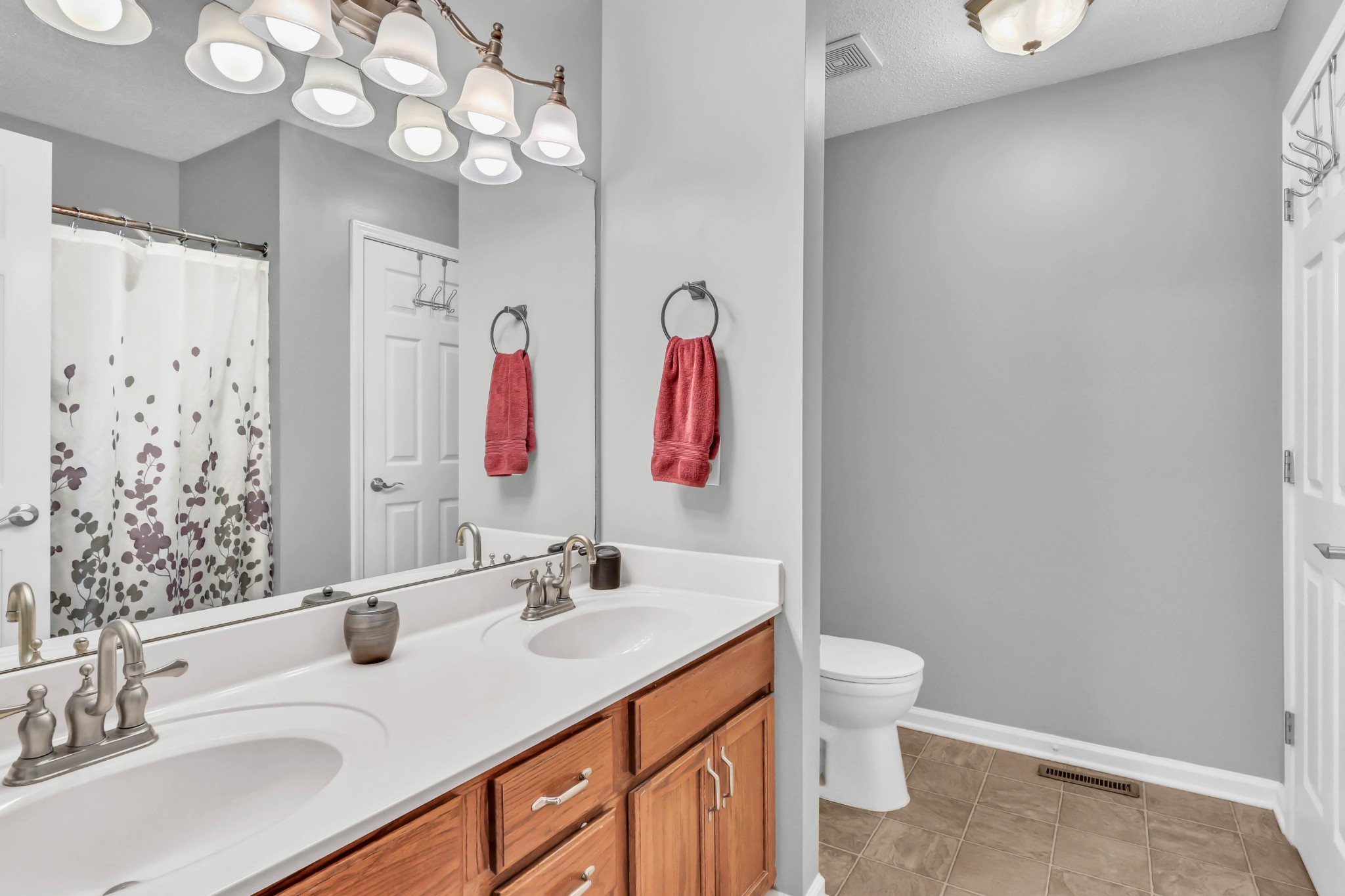 2819 Fenton Court Clarksville TN 37040