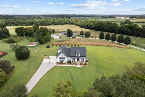 1225 Collins Lane Huntland TN 37345