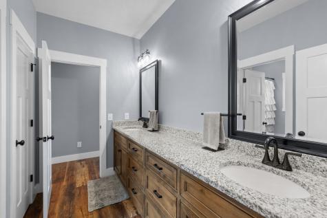 1225 Collins Lane Huntland TN 37345