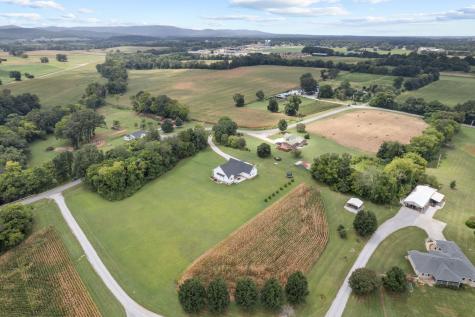 1225 Collins Lane Huntland TN 37345