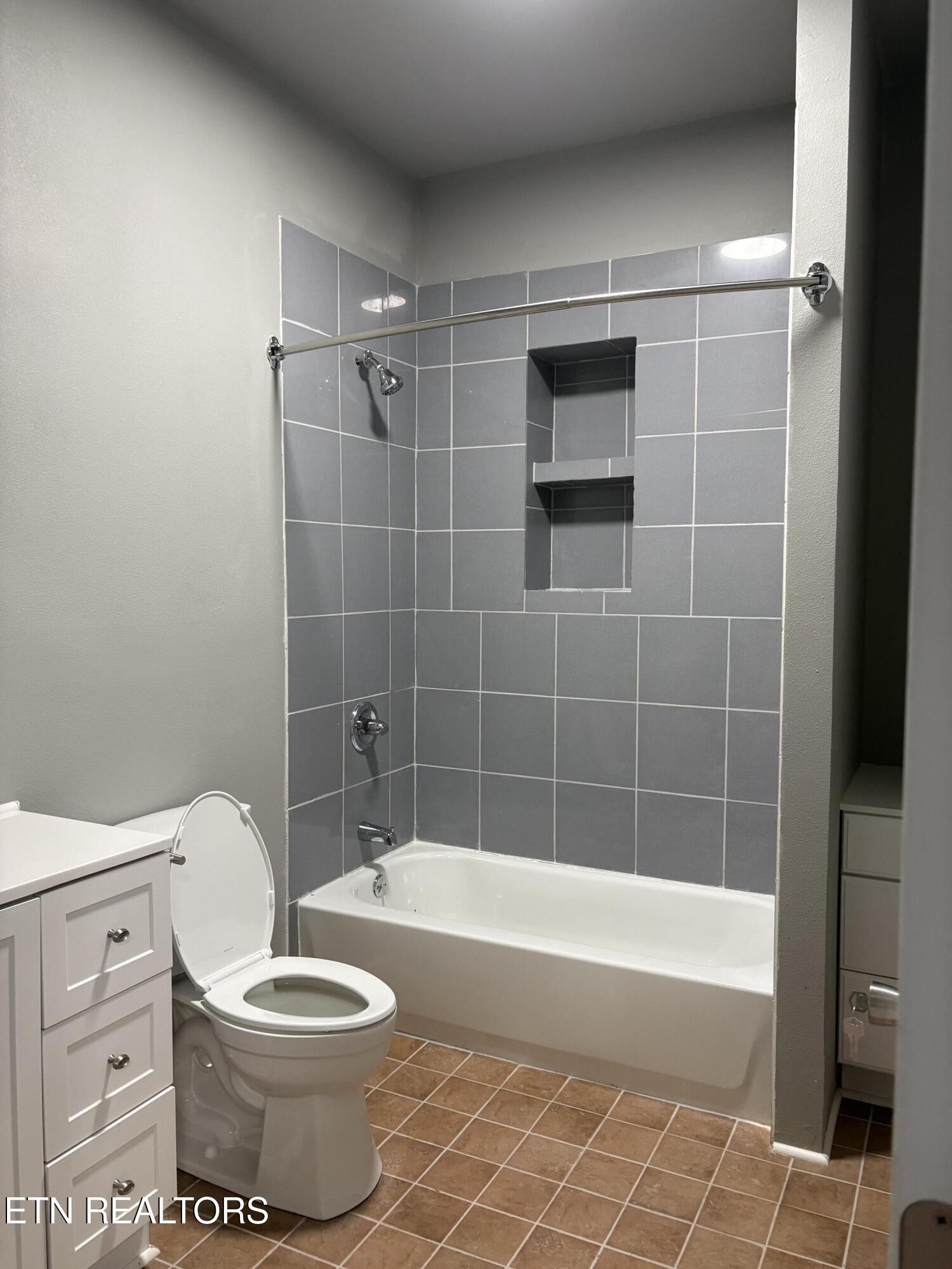 415 Woody Avenue Harriman TN 37748