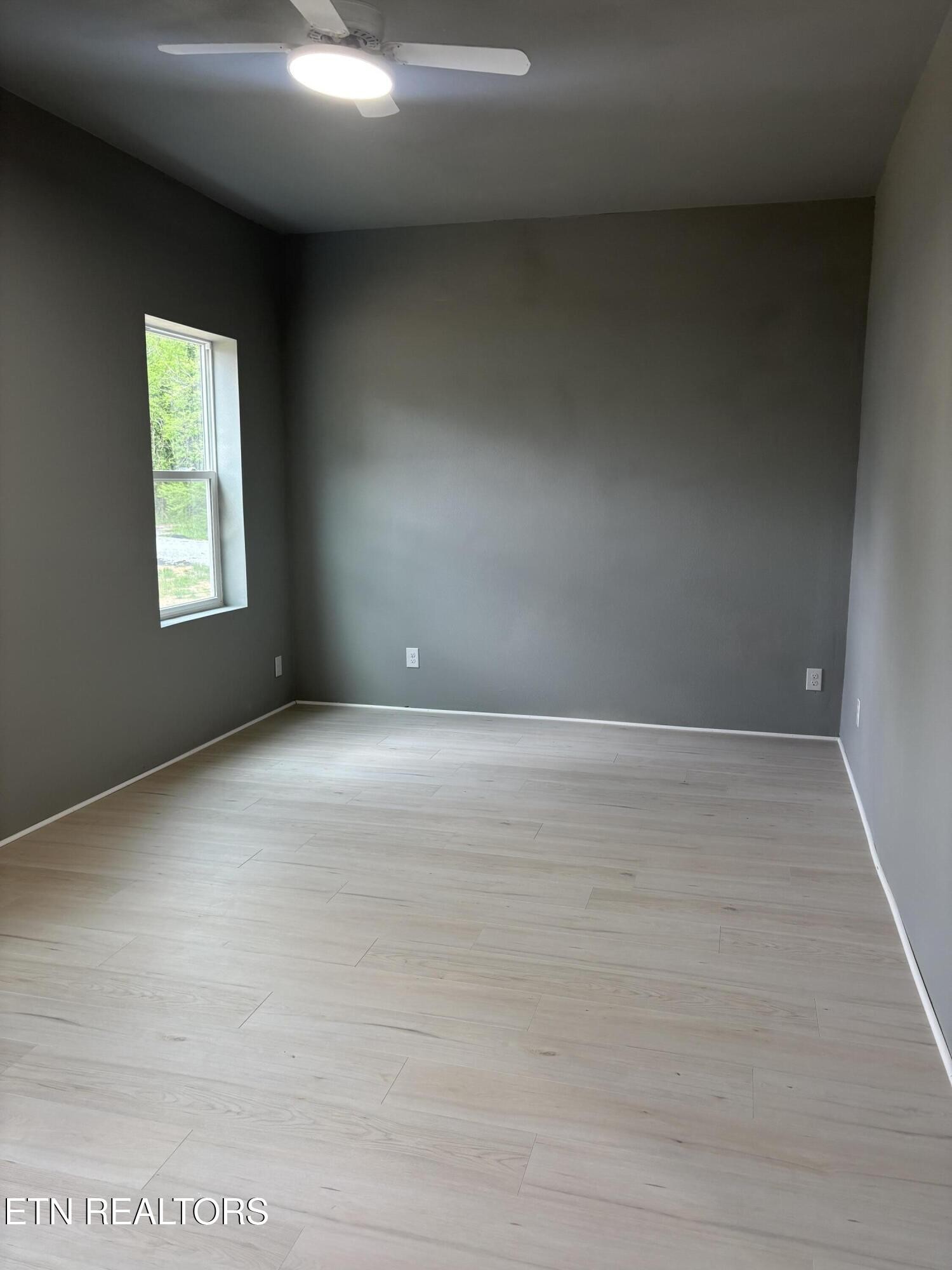 415 Woody Avenue Harriman TN 37748