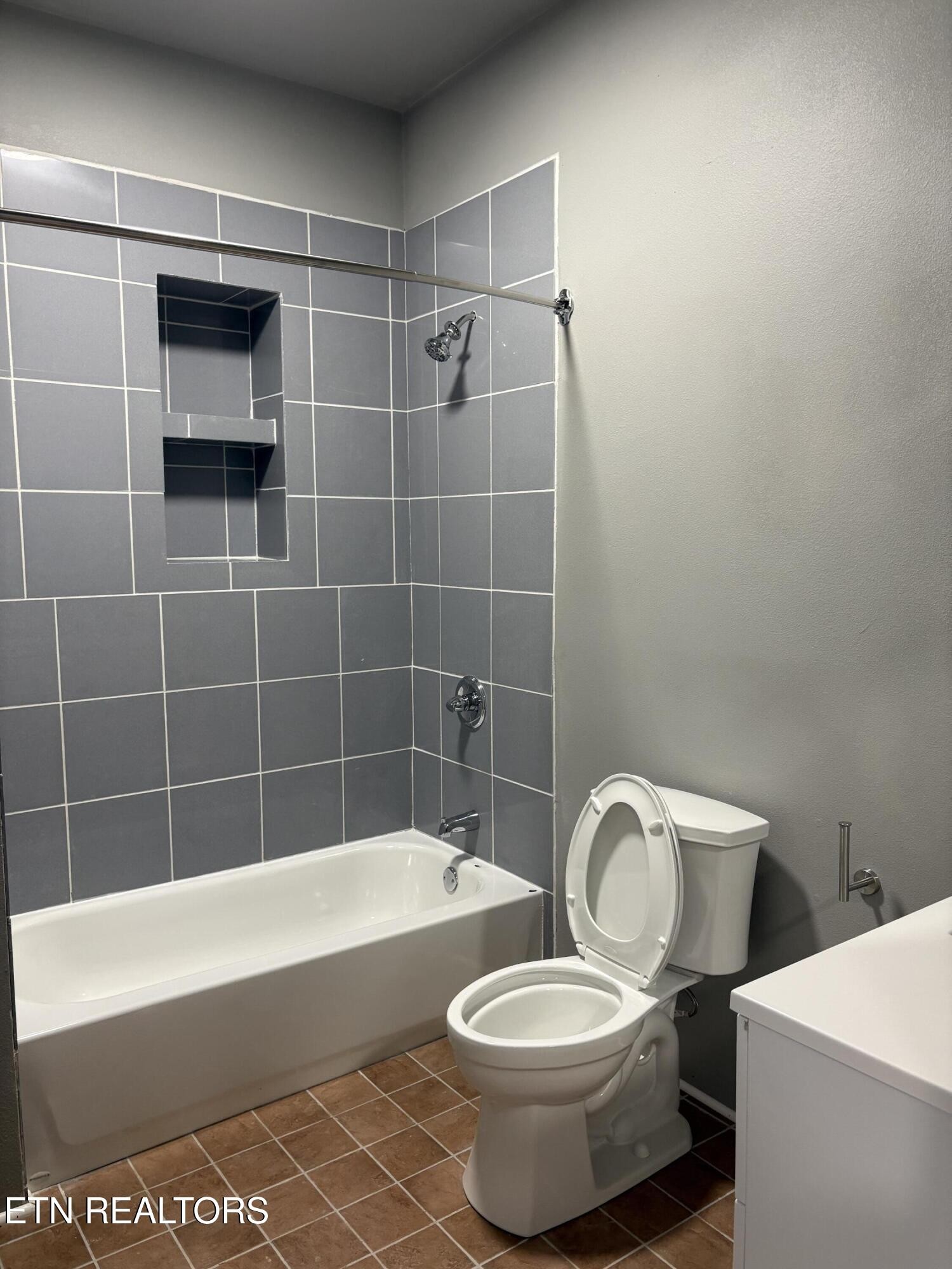 415 Woody Avenue Harriman TN 37748