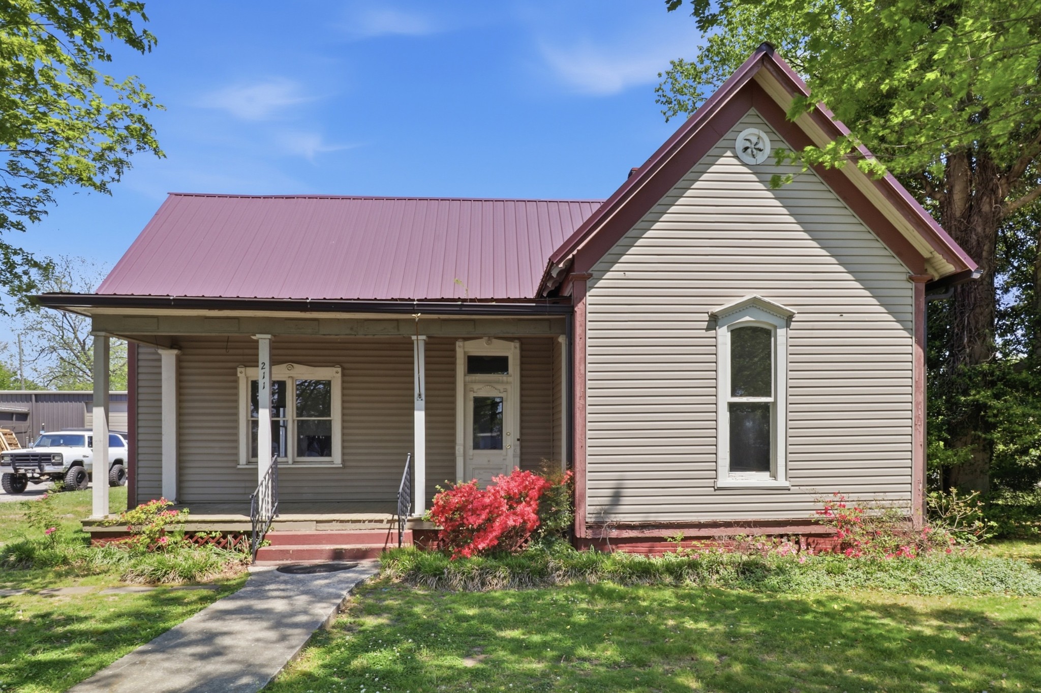 211 SE Atlantic Street Tullahoma TN 37388