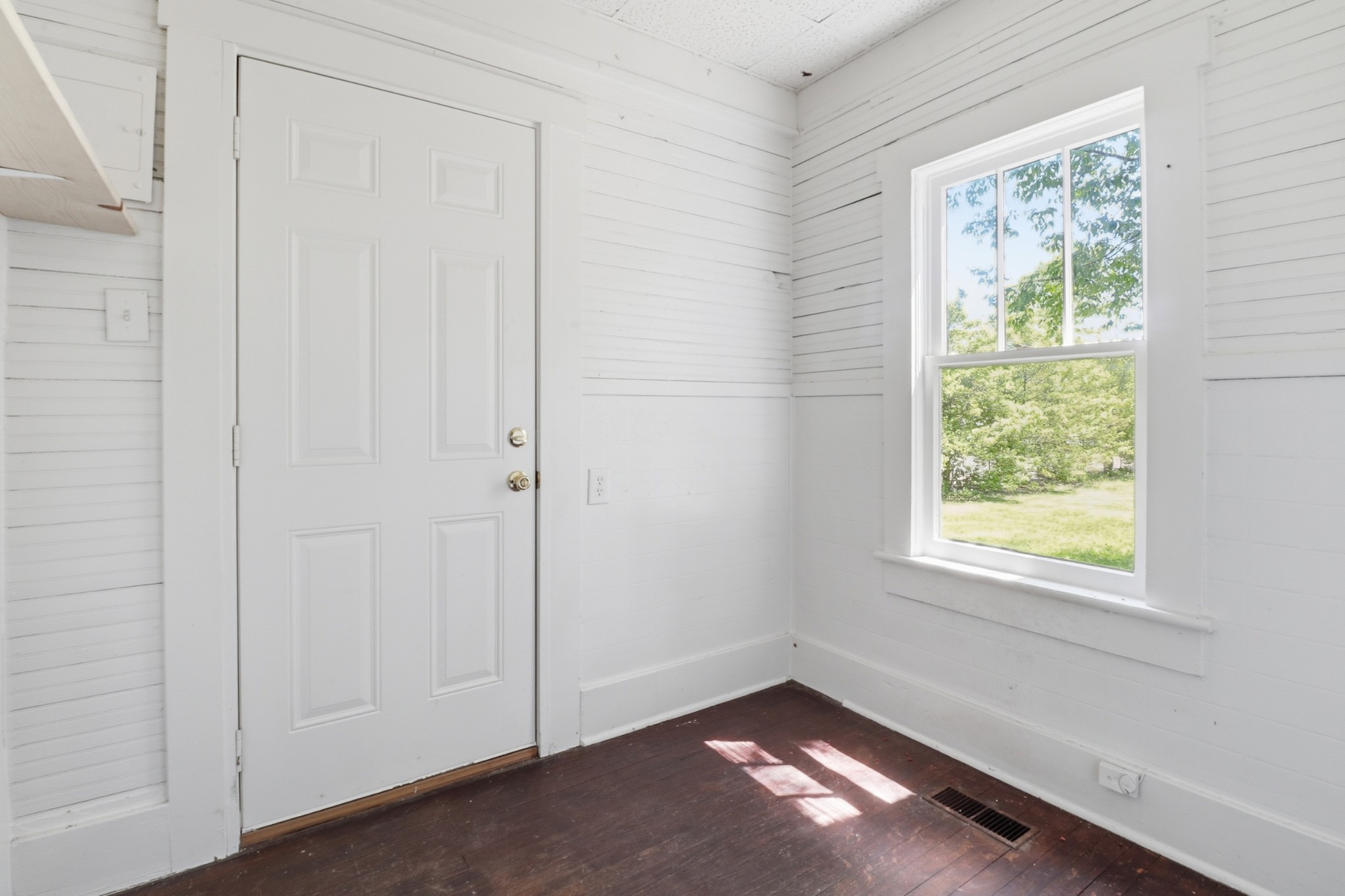 211 SE Atlantic Street Tullahoma TN 37388