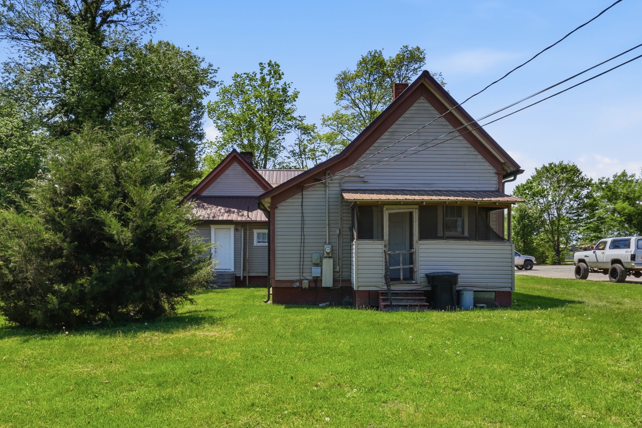 211 SE Atlantic Street Tullahoma TN 37388