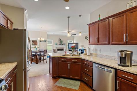 341 Lola Lane Cottontown TN 37048