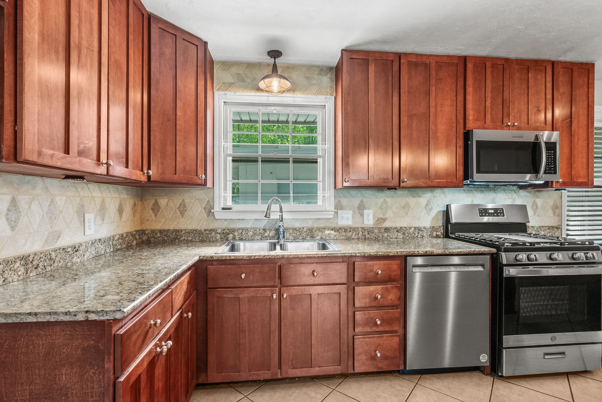 4120 Sycamore Road Greenbrier TN 37073