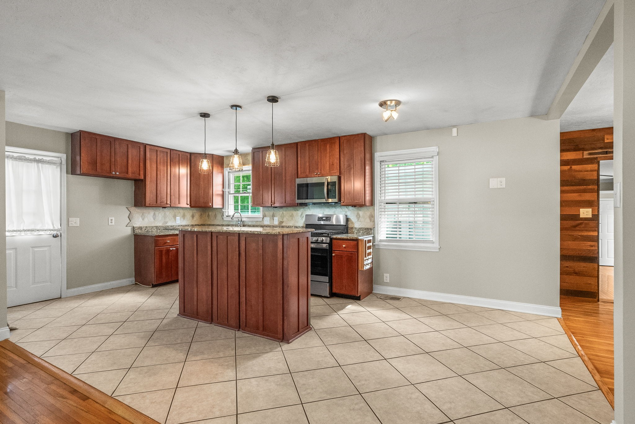 4120 Sycamore Road Greenbrier TN 37073