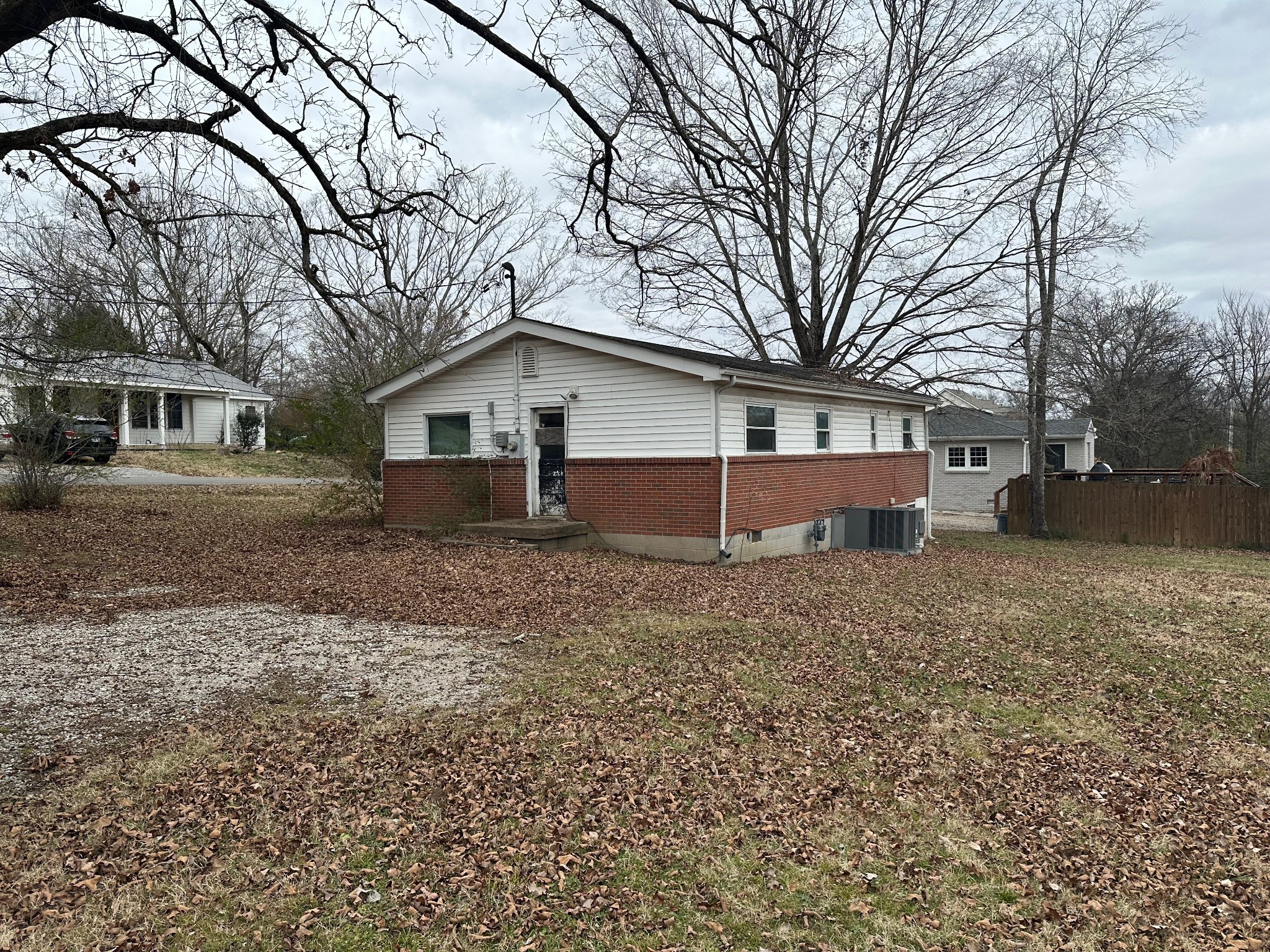 394 Moores Circle Kingston Springs TN 37082