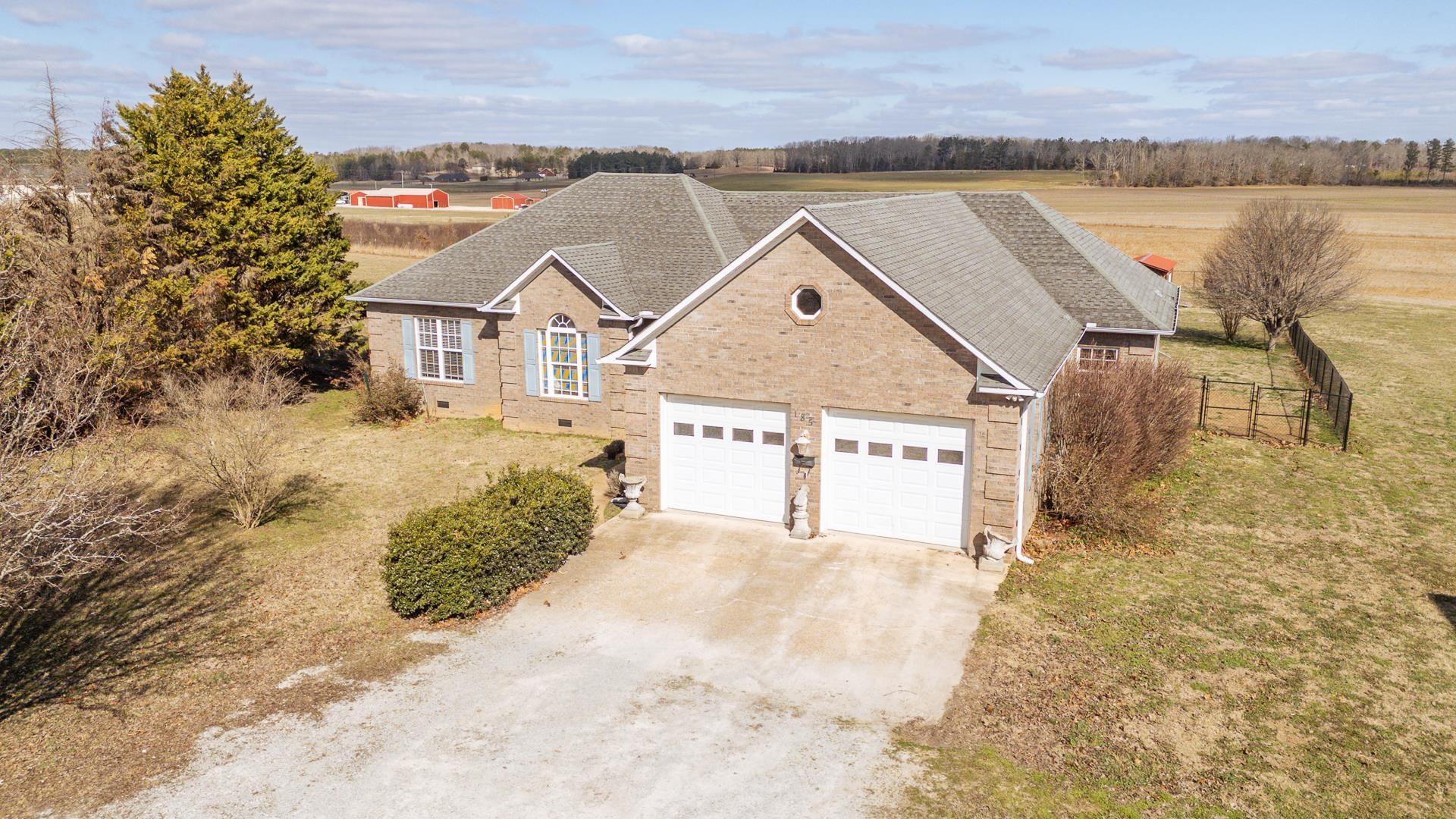 185 Leath Lane Finger TN 38334