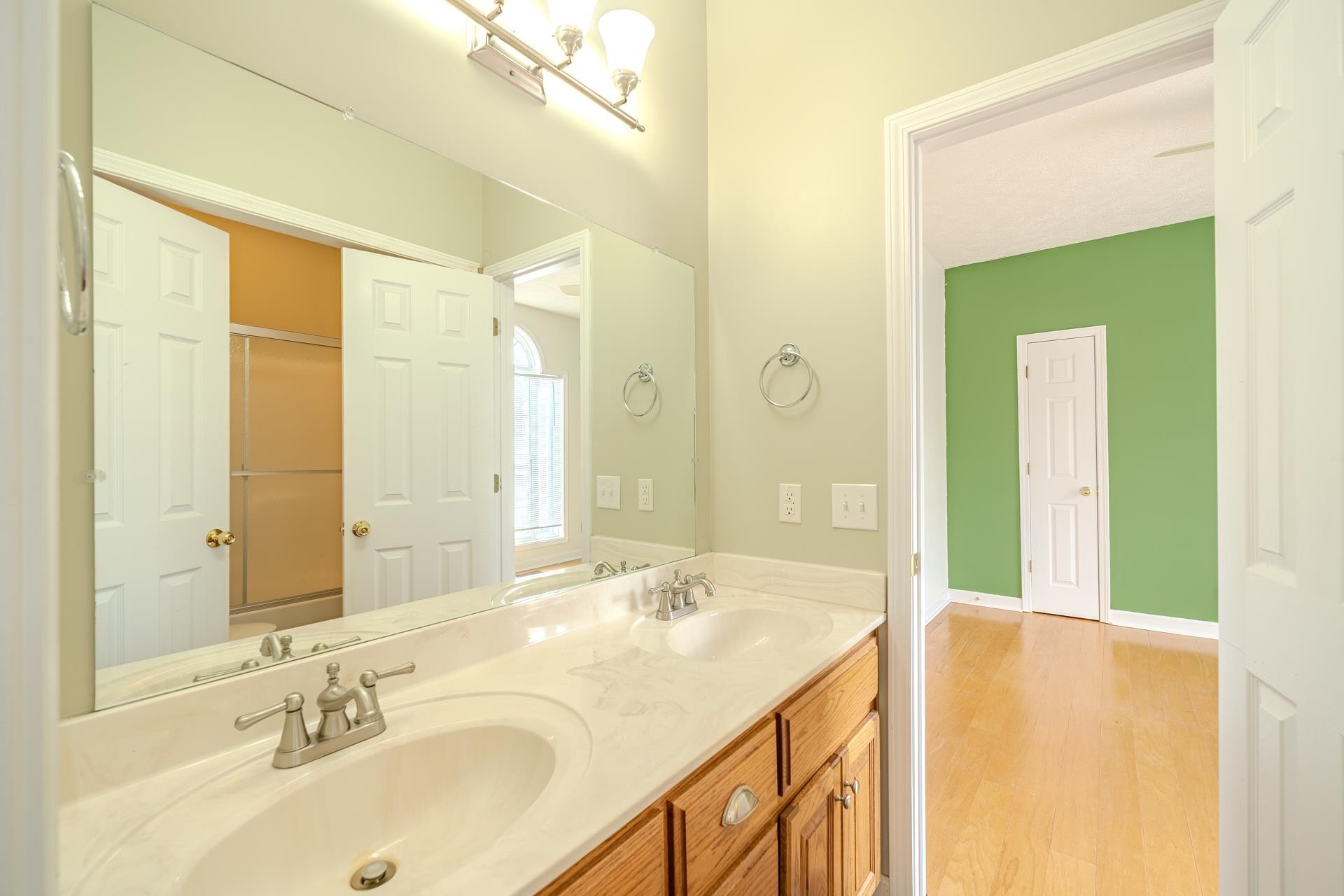185 Leath Lane Finger TN 38334