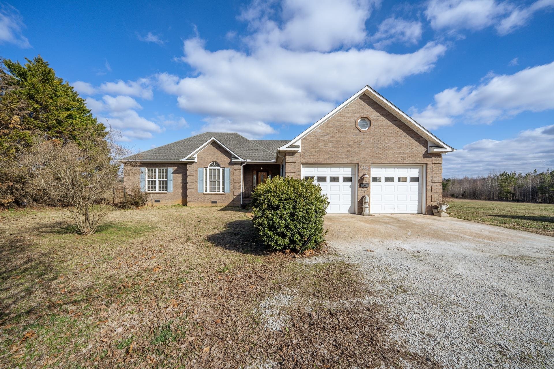 185 Leath Lane Finger TN 38334
